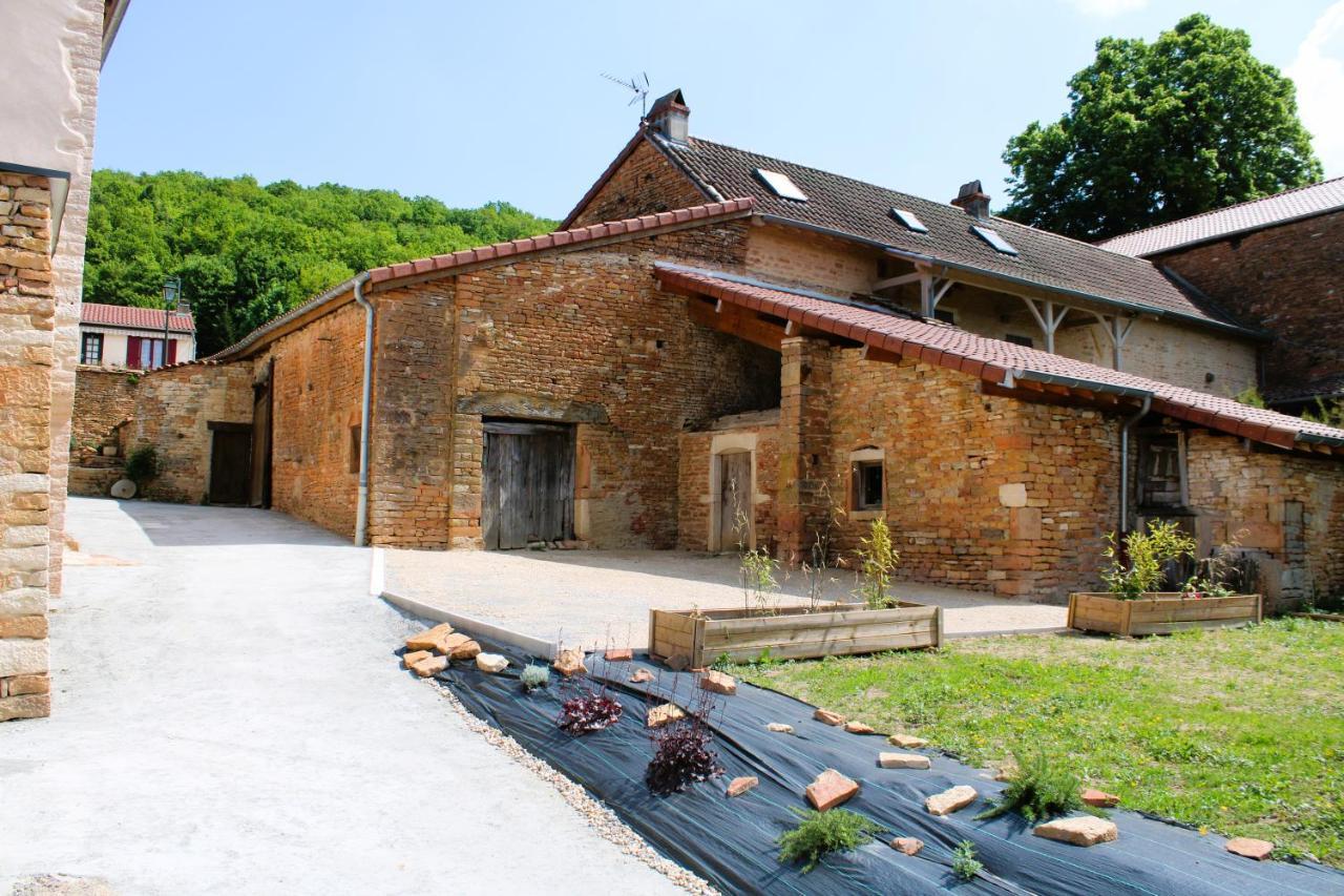 Le Clos Des Pierres Rouges Burgy Exteriér fotografie