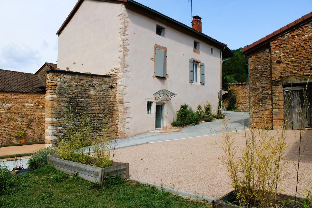 Le Clos Des Pierres Rouges Burgy Exteriér fotografie